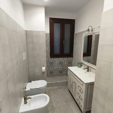 La Finestra Sul Borgo Bed & Breakfast